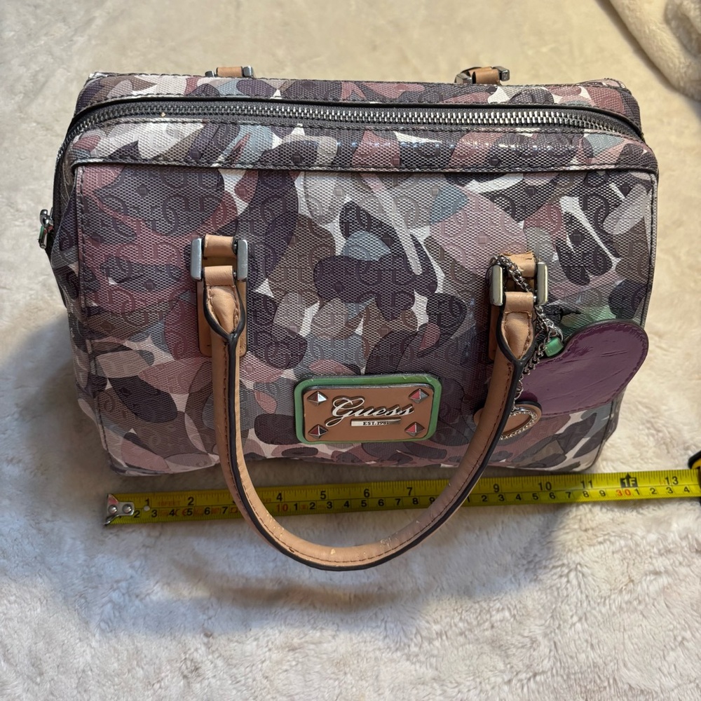 🔥Guess Multicolor Camouflage Satchel - Picture 11 of 14